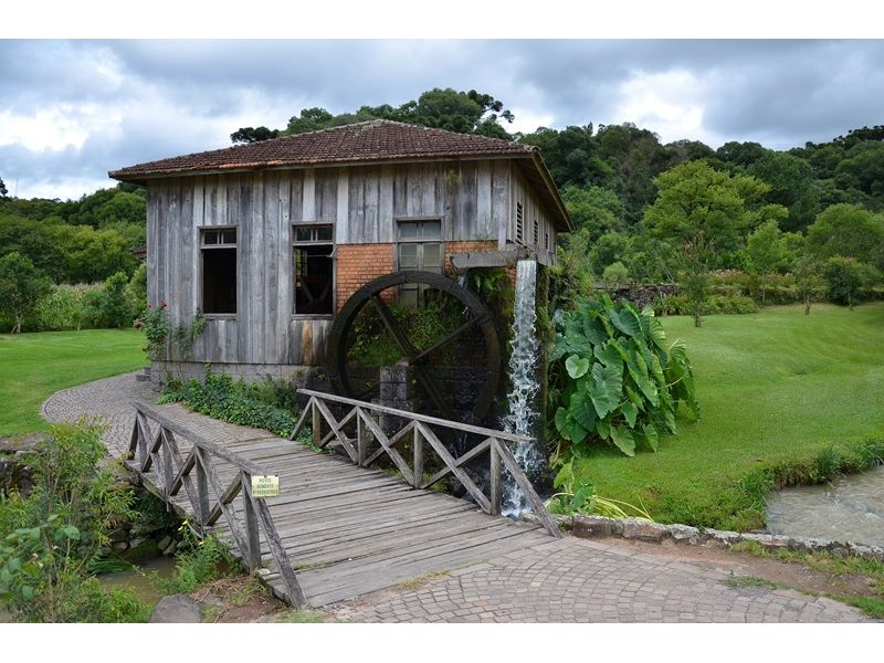 Vale dos Vinhedos e Caminhos de Pedra - Bento Gonçalves/RS - 12x Sem juros