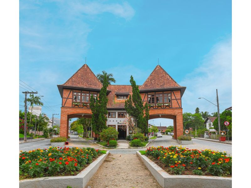 Vale Europeu e Osterfest: Blumenau, Pomerode e Timbó