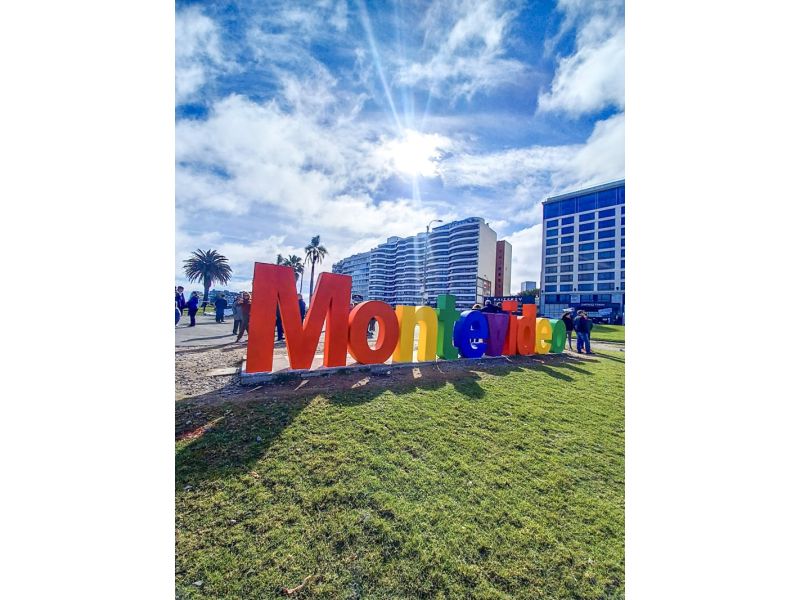 Uruguai: Montevideo, Punta del Este, Colonia del Sacramento, Piriápolis, Fortaleza de Santa Teresa e Chuí - imagem 2