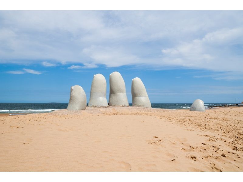 Uruguai: Montevideo, Punta del Este, Colonia del Sacramento, Piriápolis, Fortaleza de Santa Teresa e Chuí - imagem 6