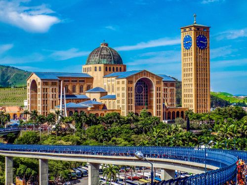 Circuito da Fé: Aparecida, Frei Galvão e Canção Nova